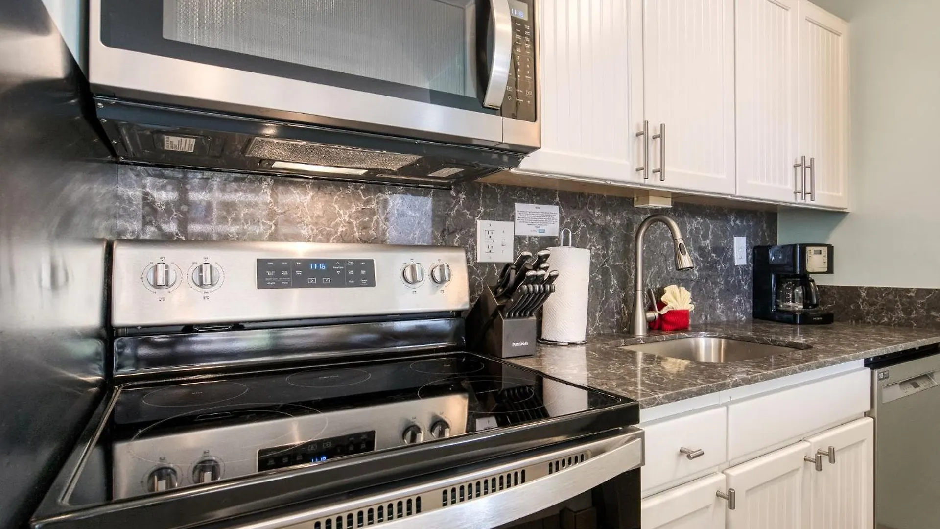 Apartment Sugar Beach By Coldwell Banker Island Vacation Kihei